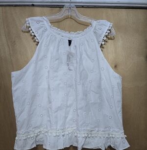 J Crew Women’s White Plus Size Eyelet Pom-Pom Sleeveless Top
